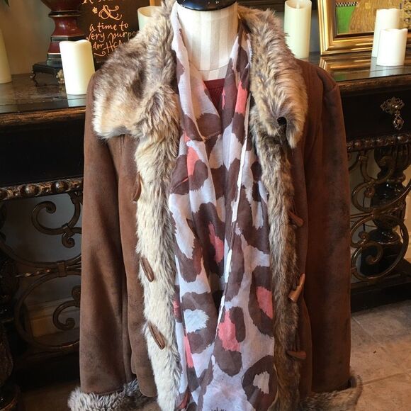 CIRCLE SCARF Perfect for Fall & Winter - Picture 7 of 8